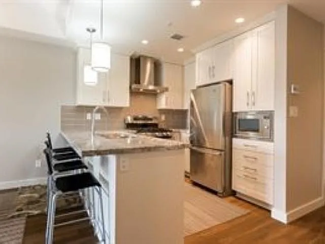 5055 Springs Blvd #214 — Photo 3