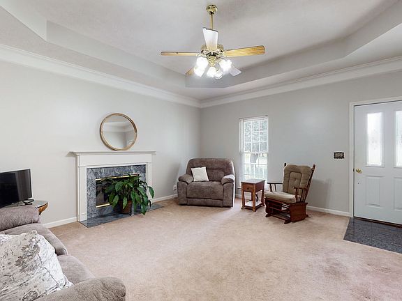 4th image of 502 Brandywine Dr