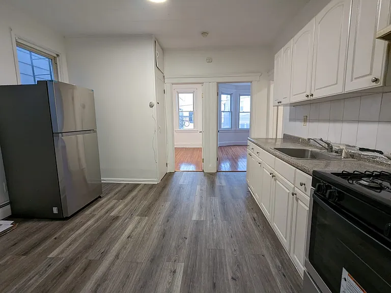 66 W 18th St #26E — Photo 2