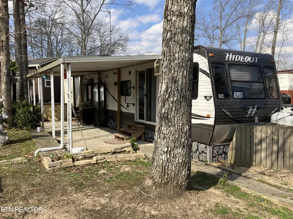 37 Beach Rd, Crossville, TN 38572