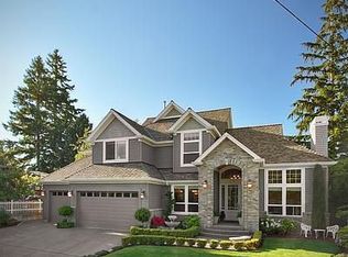 3528 SW 106th St, Seattle, WA 98146