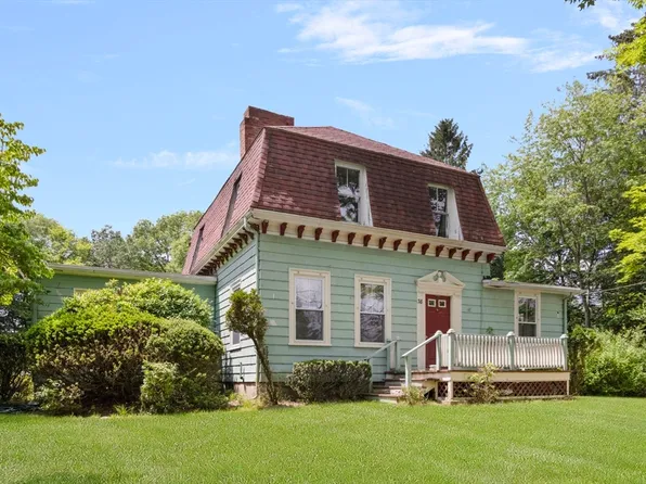 38 Dean St, Rehoboth, MA 02769