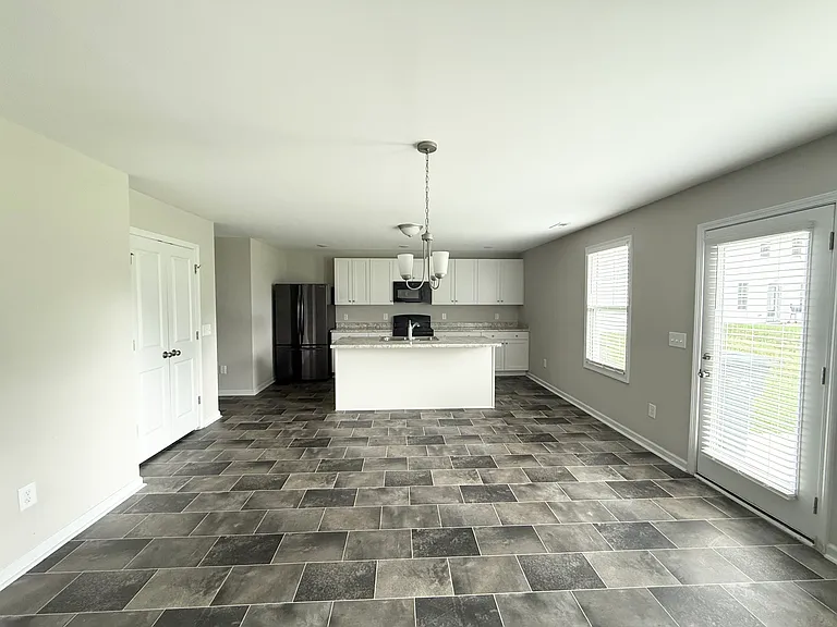 3716 Stone St — Photo 3