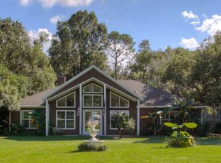 610 Lightsey Ln, Lutz, FL 33548