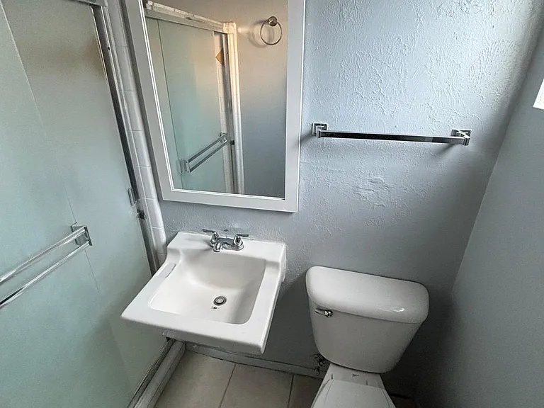 1509 S 6th Ave — Photo 19
