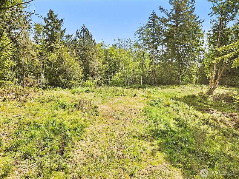 2nd image of 131 E Cascara Cove Lane