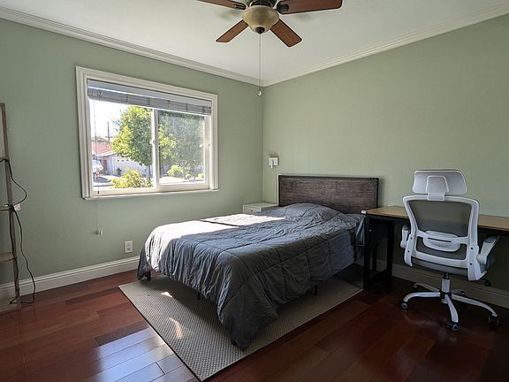 2nd image of 8853 Bandon Dr #1