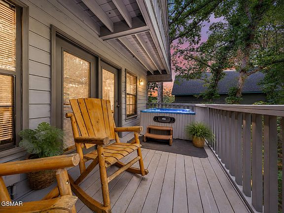 2nd image of 2733 Timber Way