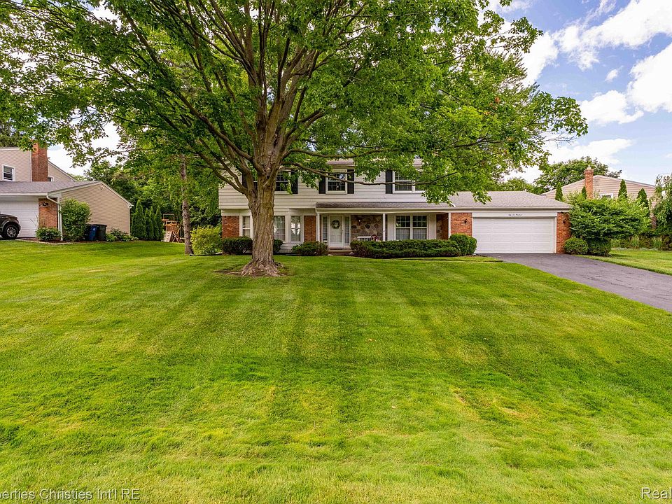1st image of 5600 Woodwind Dr