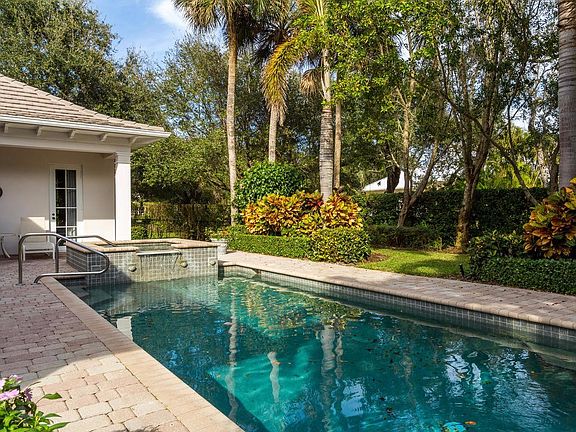 5th image of 206 Coconut Creek Ct