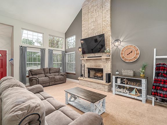 3rd image of 16748 Karen Springs Dr