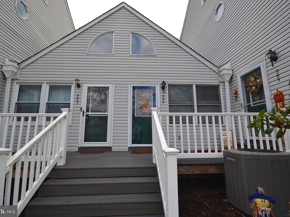 1st image of 304 Victoria Dr