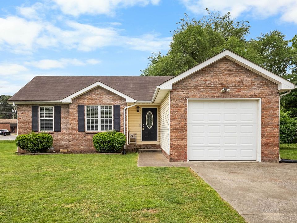 1st image of 212 Moncrest Dr
