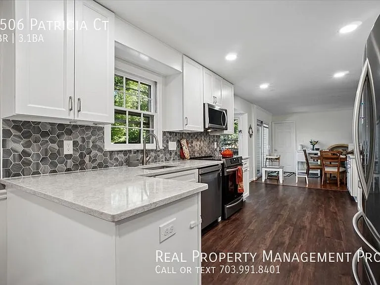 2506 Patricia Ct — Photo 9