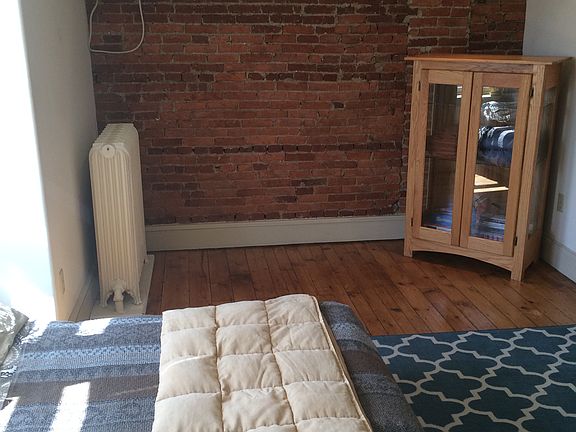 bedroom/livingroom