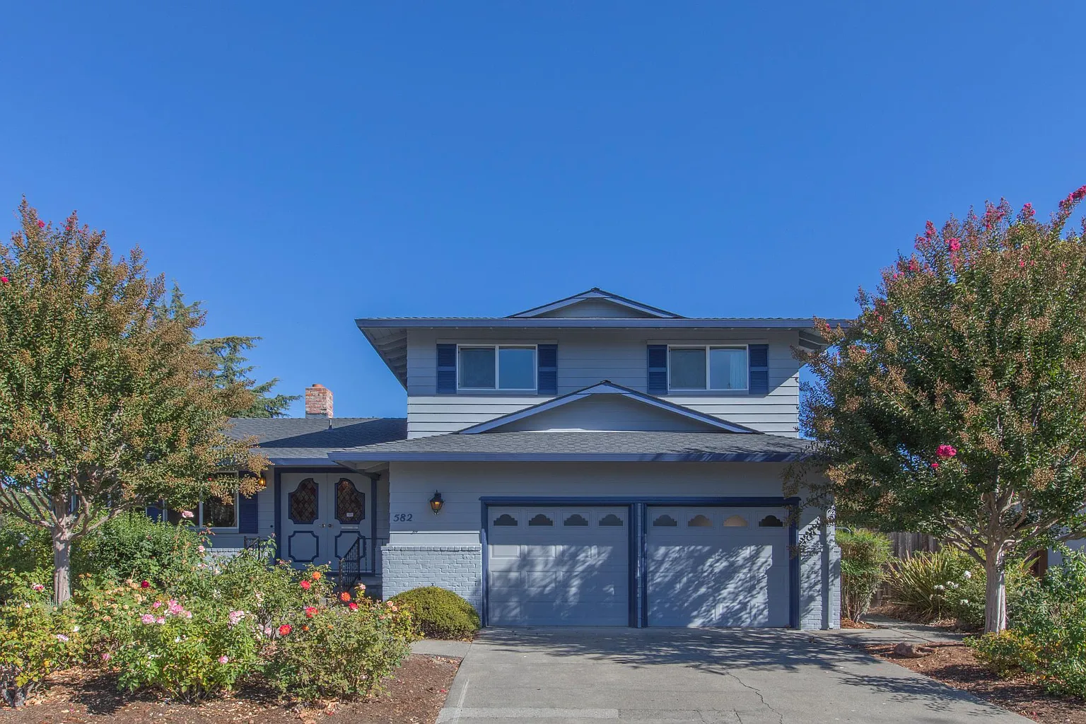 582 Este Madera Dr photo 1
