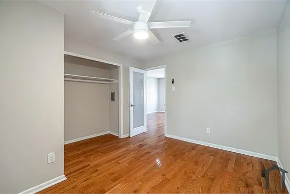 407 S 12th St #4 — Photo 7