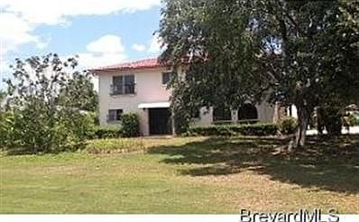 2nd image of 3502 Travis Pl