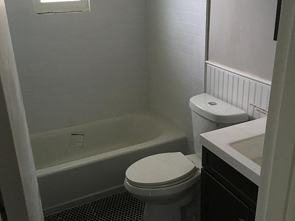 Main bathroom