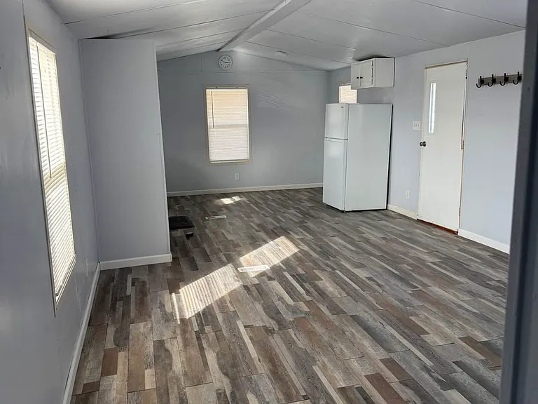 5617 Peach Valley Rd — Photo 5