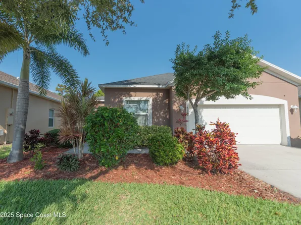 3136 Constellation Dr, Melbourne, FL 32940
