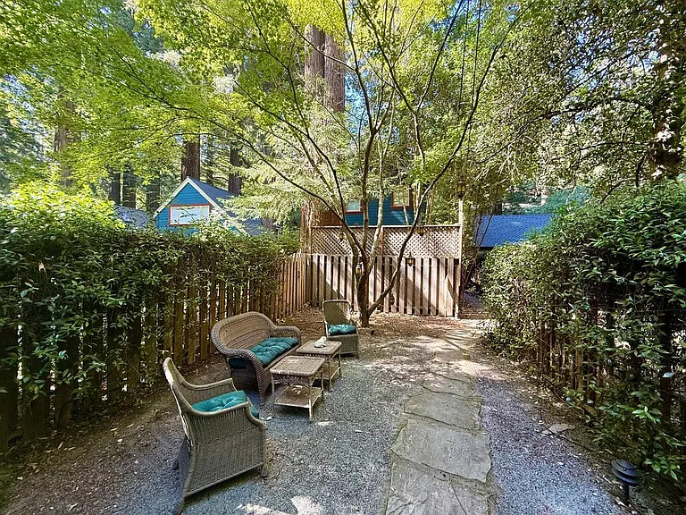271 Madrone Ave #A — Photo 28