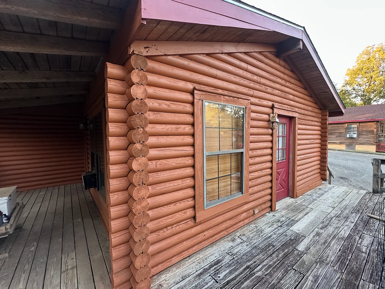 700 E Madison St — Photo 1