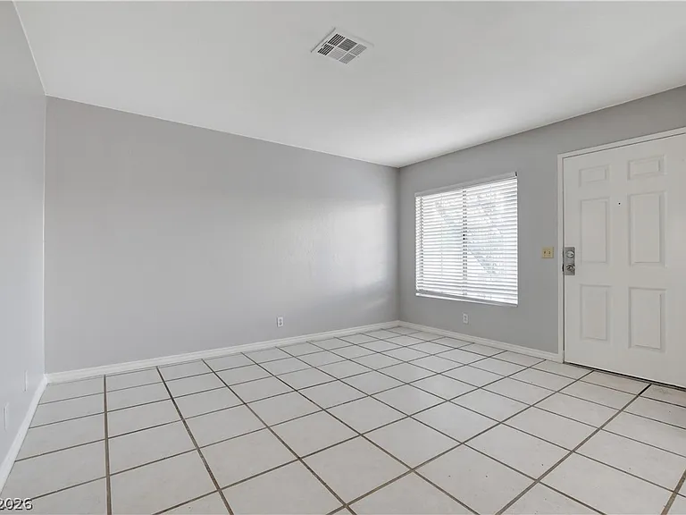 5270 Carriellen Ln #A — Photo 10