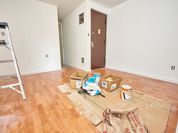 4th image of 36 E Broadway #8G