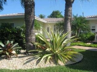 1628 Poinsettia Dr, Fort Lauderdale, FL 33305