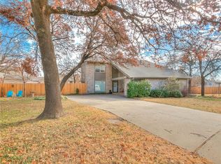 3608 Chickasaw Dr, Edmond, OK 73013