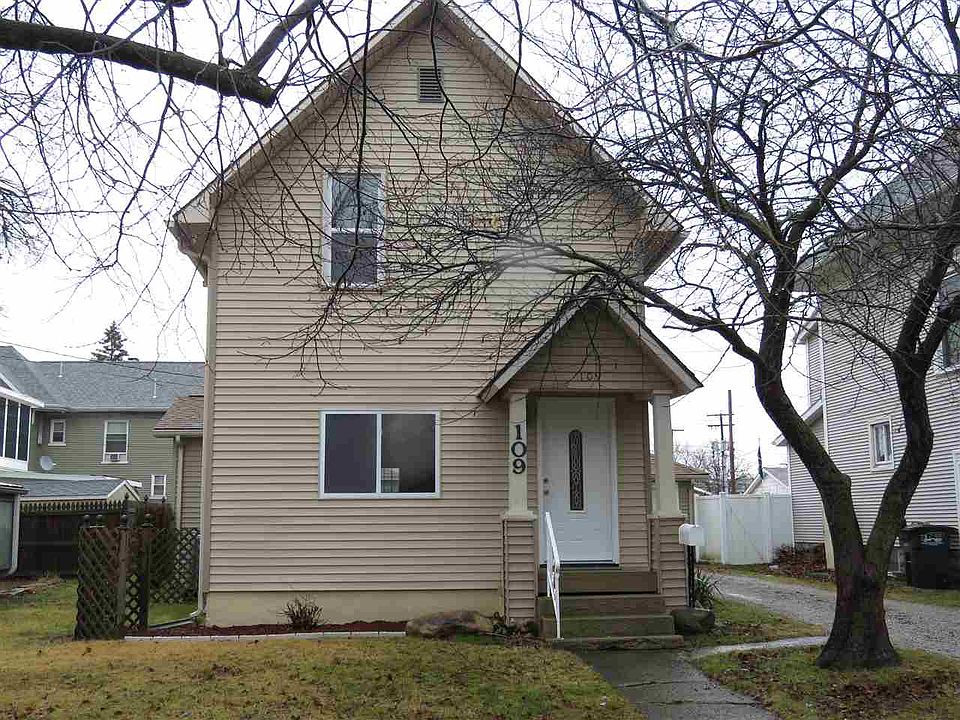 1st image of 109 S Lincoln St