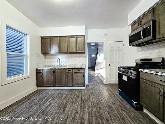 5th image of 501-503 Blackman St