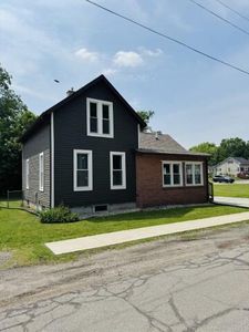 206 Wabash Ave, La Porte, IN, 46350