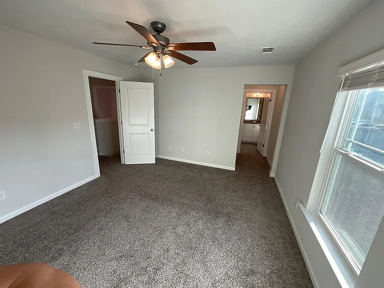 1911 Butternut Dr — Photo 18