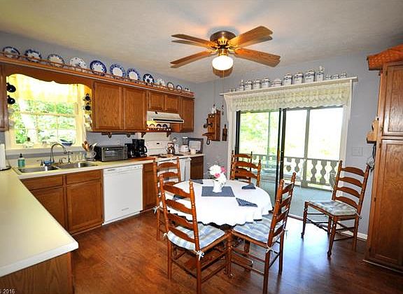 5th image of 309 Rosewood Ln