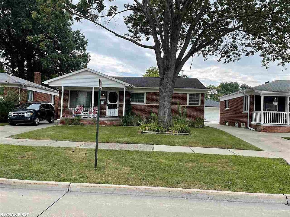 2nd image of 29692 Sherry Ave