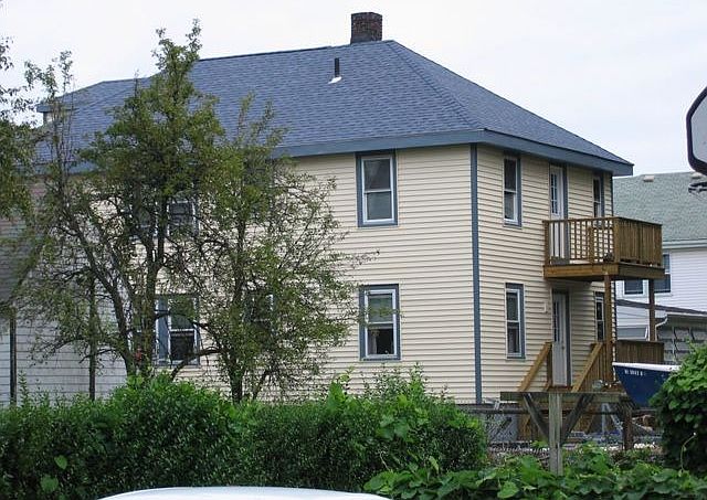 new siding & roof, summer 2006
