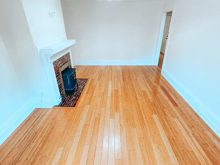 121 Carl St #3 — Photo 12
