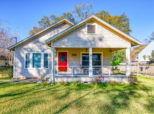 912 Thornton Rd, Houston, TX 77018