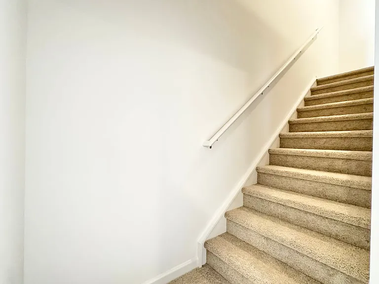 206 Grant St — Photo 10