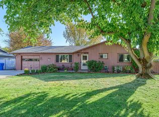 555 Laurel St, Eagle Pt, OR 97524