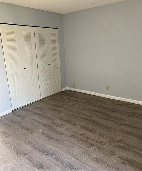 8550 N Sherman Cir #503 — Photo 2