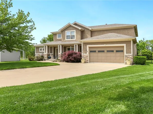 1917 SW Sage Canyon Rd, Lees Summit, MO 64082