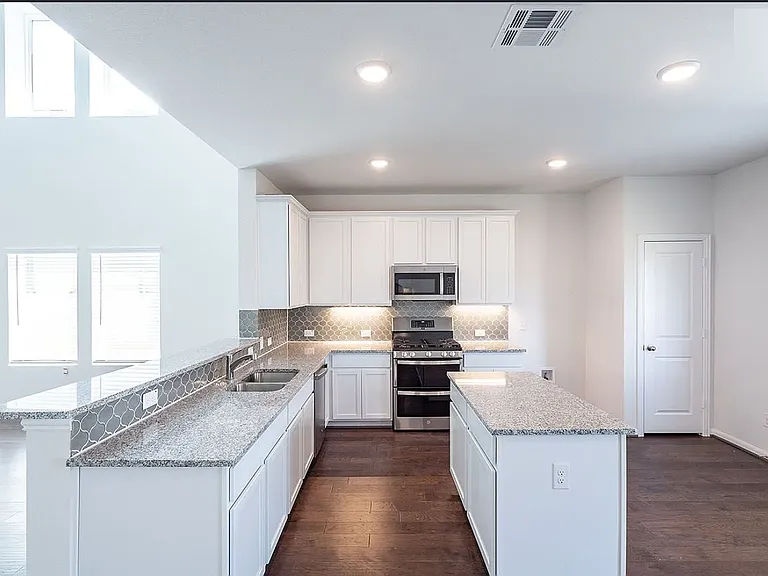 104 Greenthread Dr — Photo 19