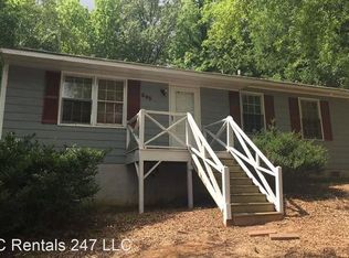 205 Greenbriar Rd, Greensboro, NC 27405