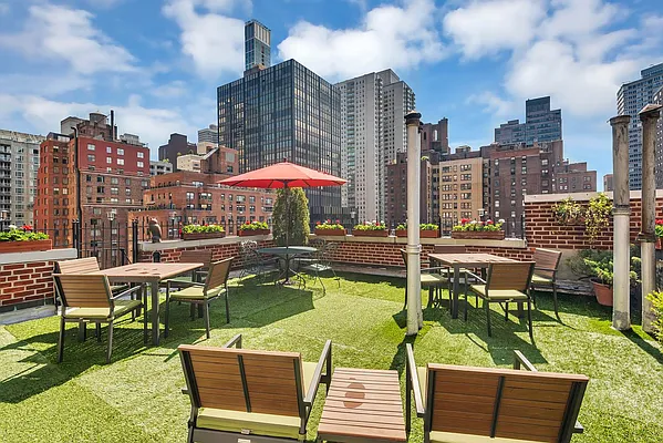 Sold by Corcoran | media 3