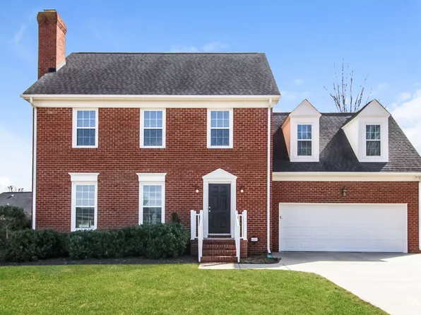 604 Westridge Dr, Burlington, NC 27215