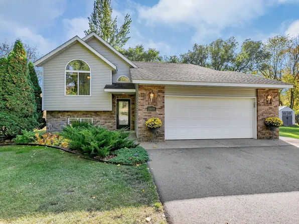 15654 Century Estates Cir, Cold Spring, MN 56320