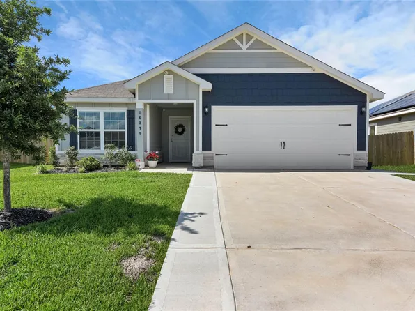 16375 Sweet Grove Dr, Conroe, TX 77303